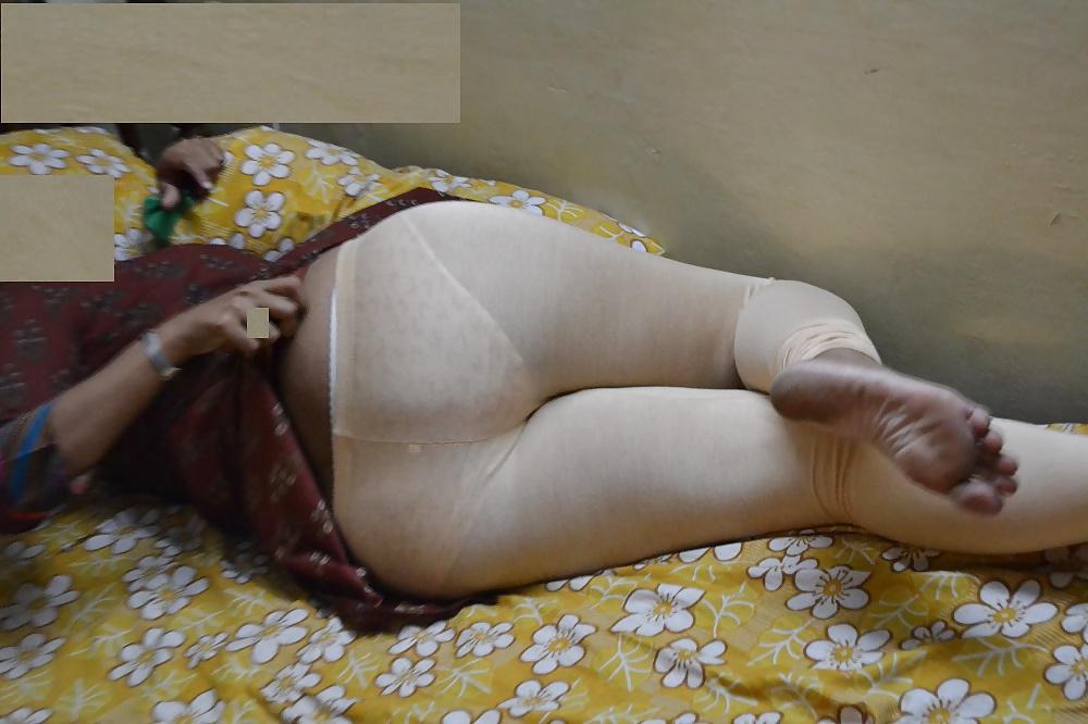 19P Desi Girls in tight or short clothes exposing themselves 