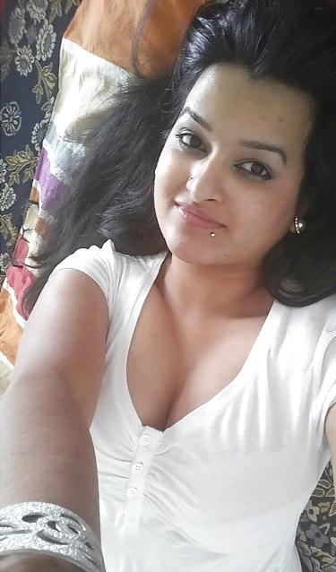 25P Paki desi slut