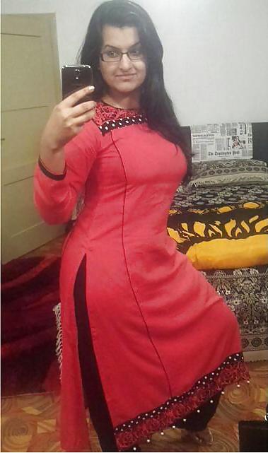 25P Paki desi slut