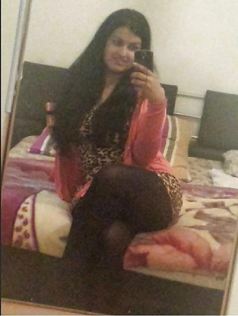 25P Paki desi slut