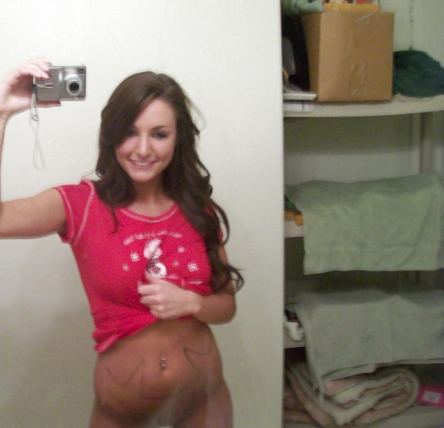 25P Naughty & Naked Teen Self Shots 16