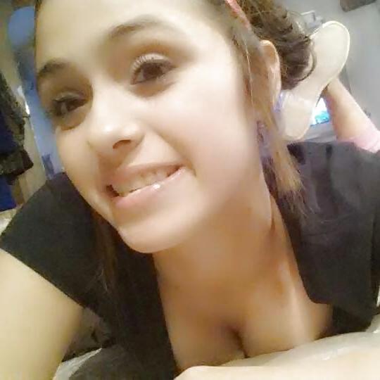 23P Oops nice big boobs tetas