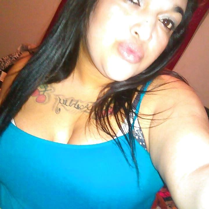 23P Oops nice big boobs tetas