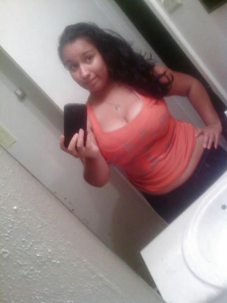 23P Oops nice big boobs tetas