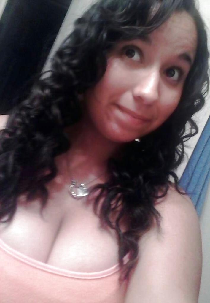 23P Oops nice big boobs tetas