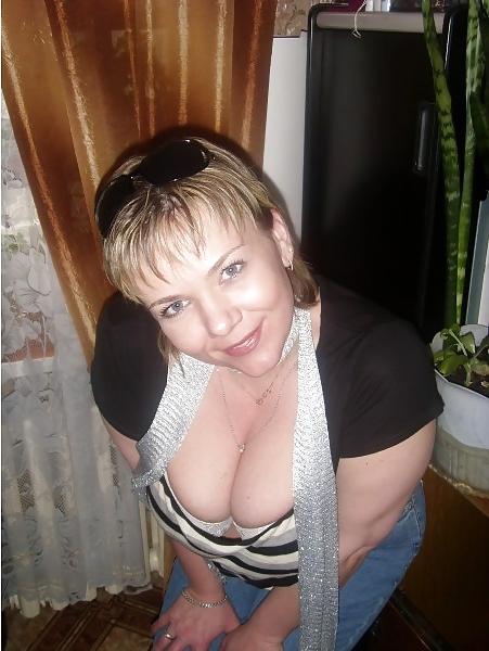 16P Busty Russian Woman 1996