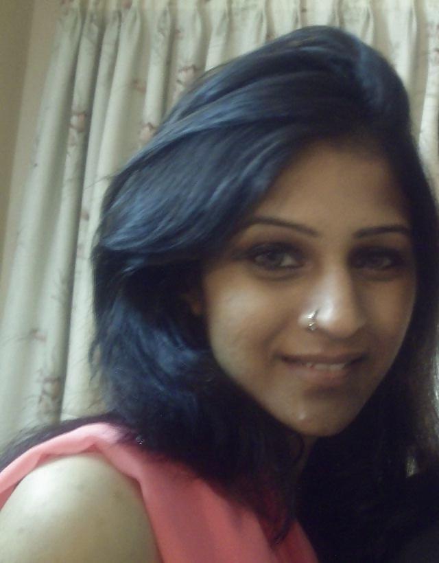 25P Desi Showing Assets 28