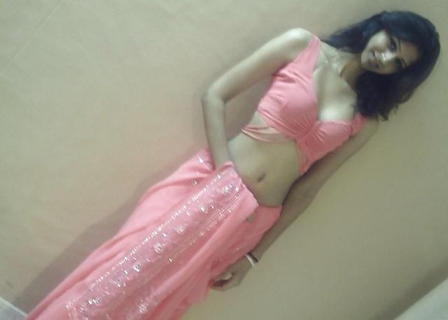 25P Desi Showing Assets 28
