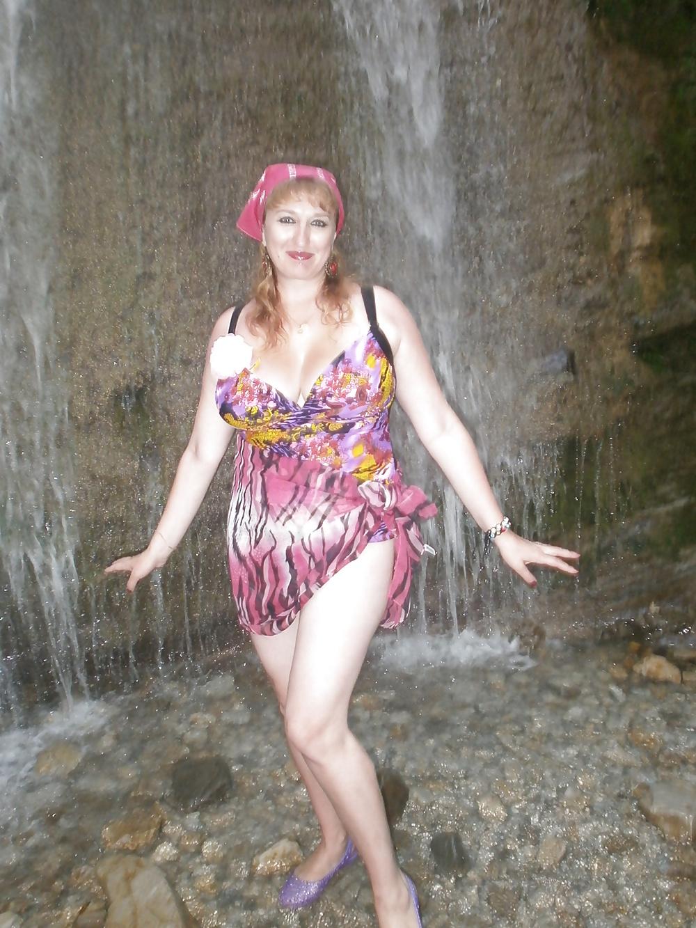 19P Busty Russian Woman 2004
