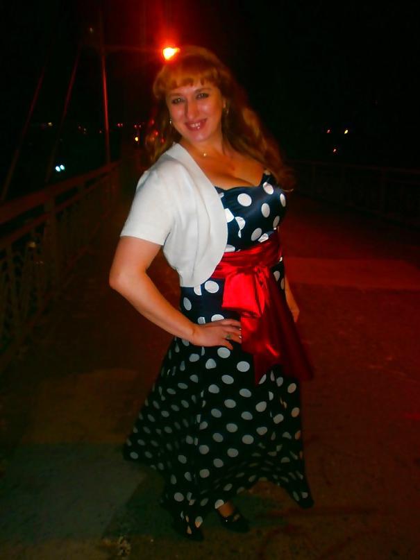 19P Busty Russian Woman 2004