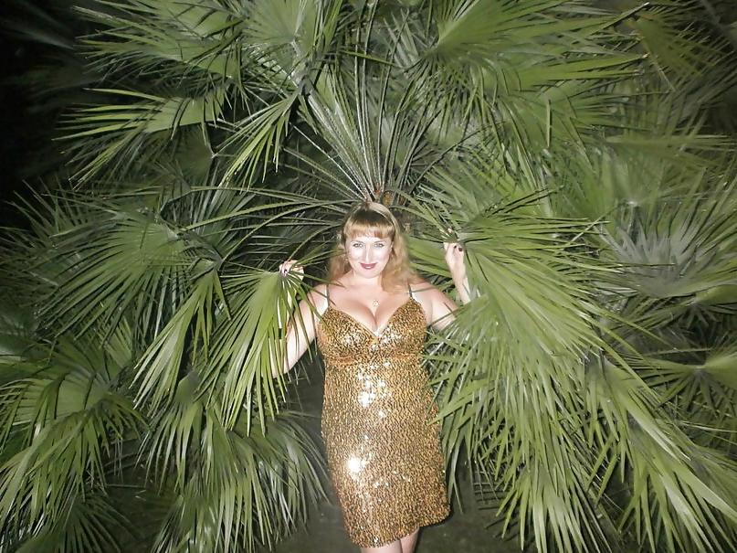 19P Busty Russian Woman 2004