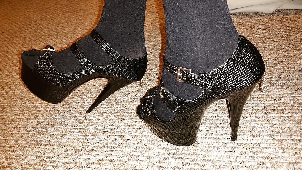 12P Heels, Hose, and Fleshlight