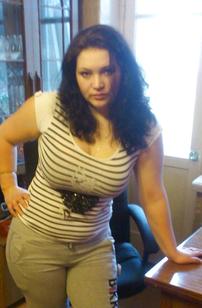 18P Busty Russian Woman 2008