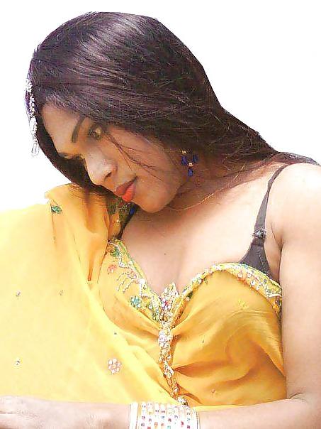 25P Ladyboys i like to suck and fuck!
