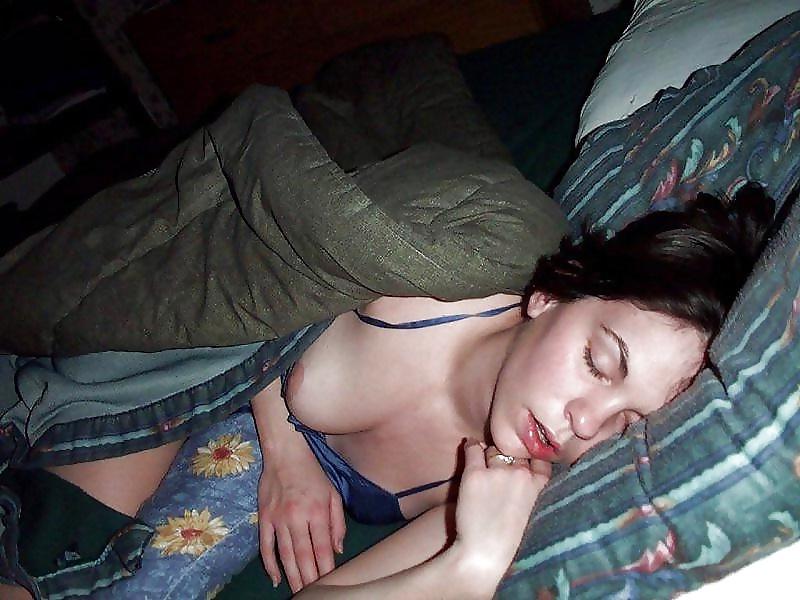25P Voyeur Sleee oops