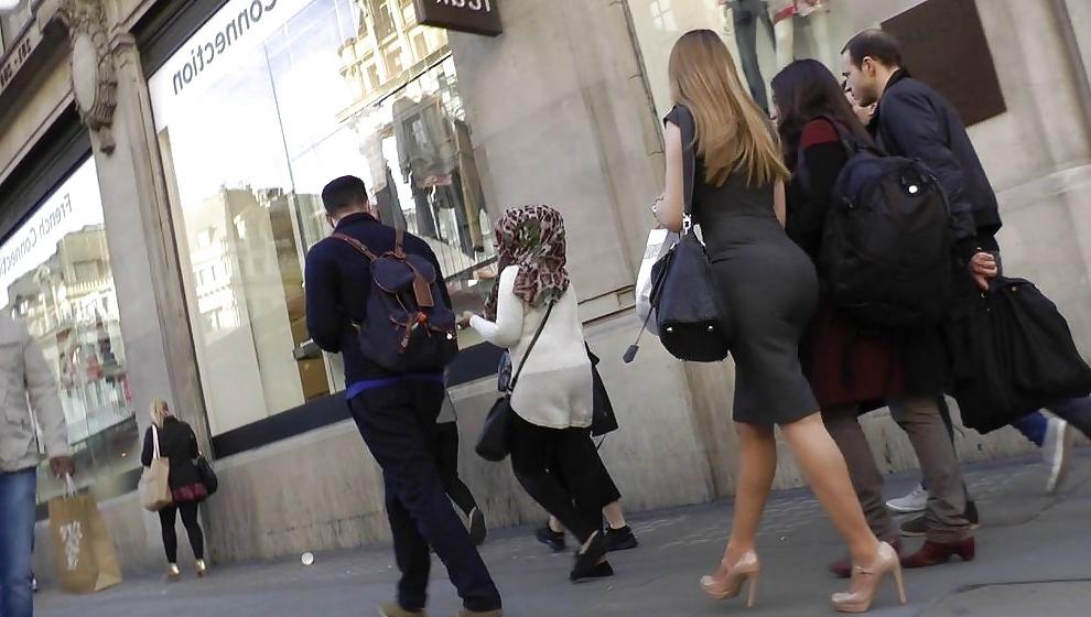 24P PERFECT ASSES