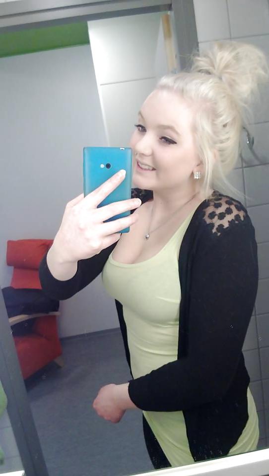 25P Sexy teens 300 (some old and some new)