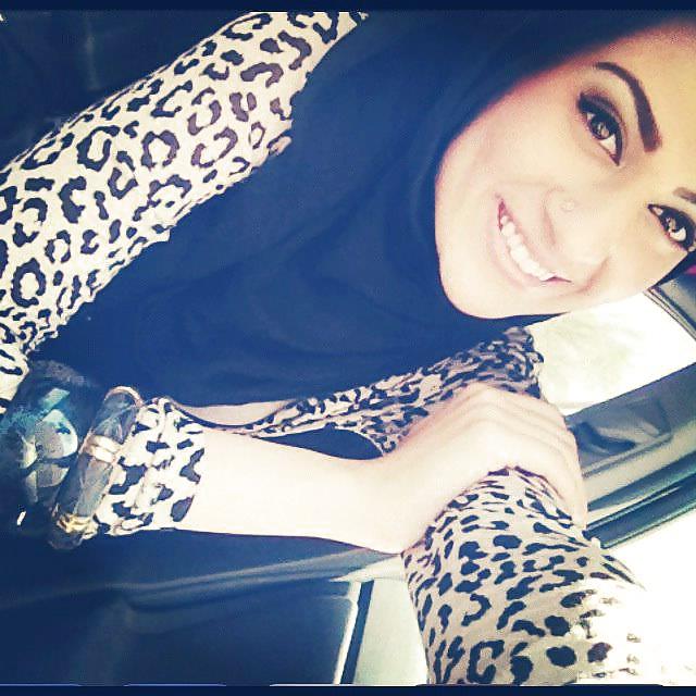 25P Hijabi paki indian desi bengali arab cunts