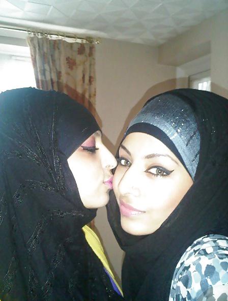 25P Hijabi paki indian desi bengali arab cunts