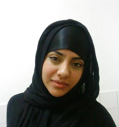 25P Hijabi paki indian desi bengali arab cunts