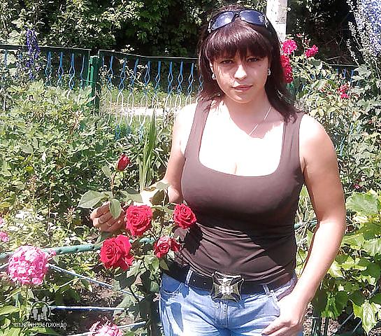 11P Busty Russian Woman 2015