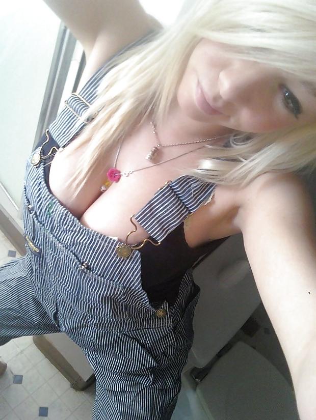20P Downblouse 1 (Tu22)