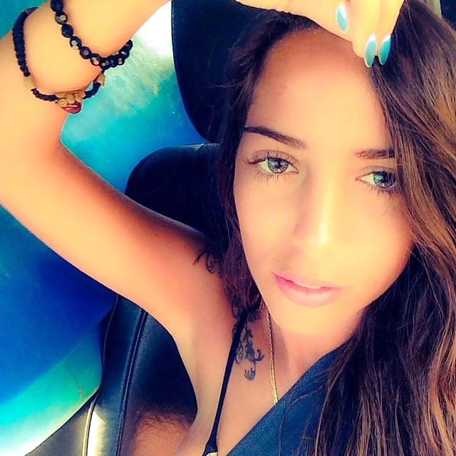 25P Tan blue eyed goddess 