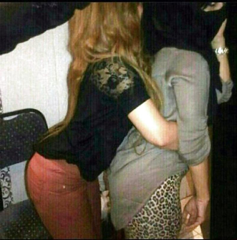 21P Arab Girls 4U ( Lesbians Colleftios - Part 4)