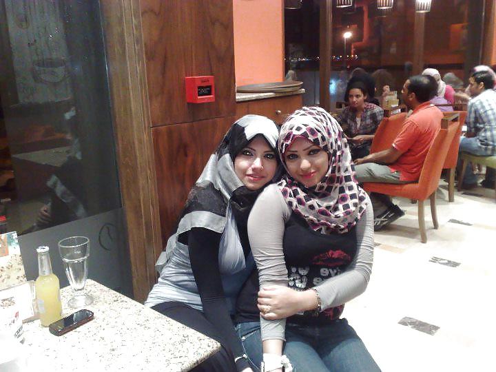 21P Arab Girls 4U ( Lesbians Colleftios - Part 4)