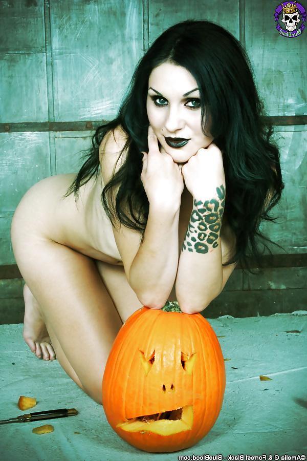 22P Halloween!