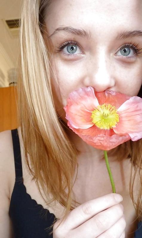 20P Self shot - Amateur girl #4