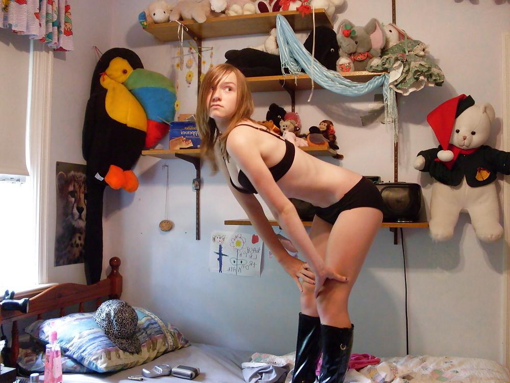 25P Self shot - Amateur girl #22