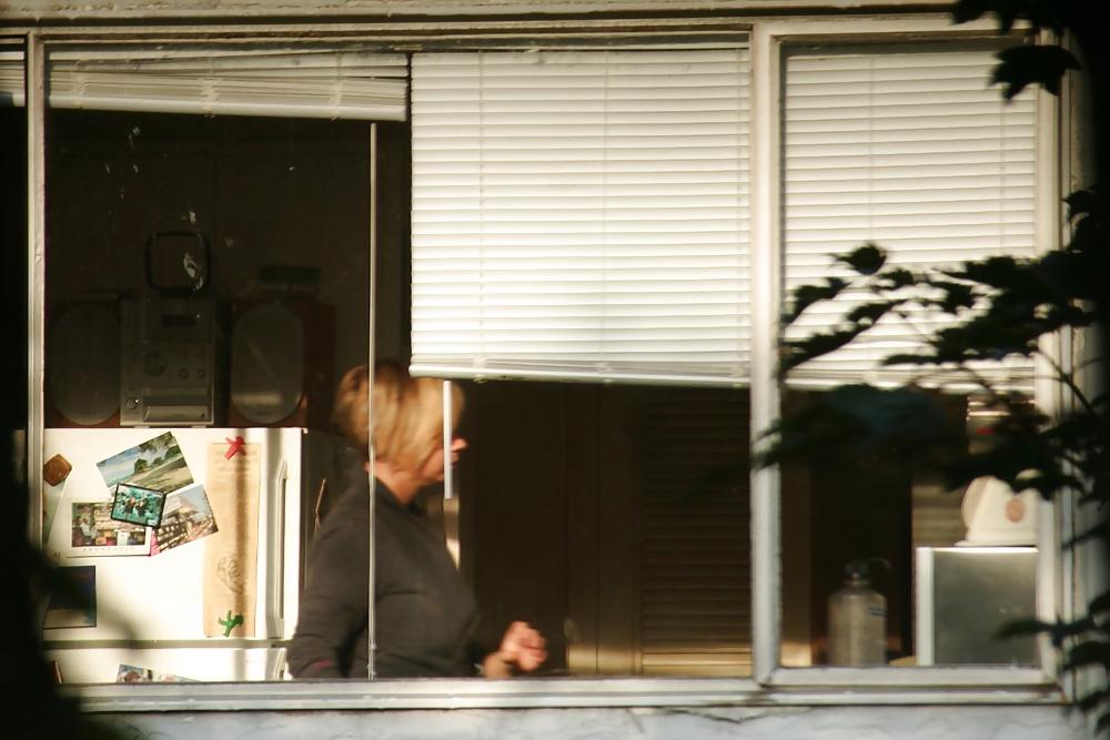 13P Voyeur-I can see you 