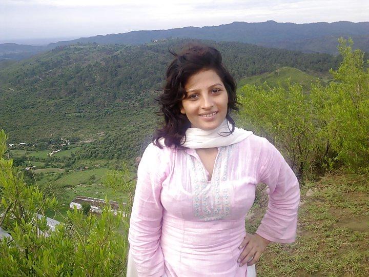 11P Lovely Desi girls