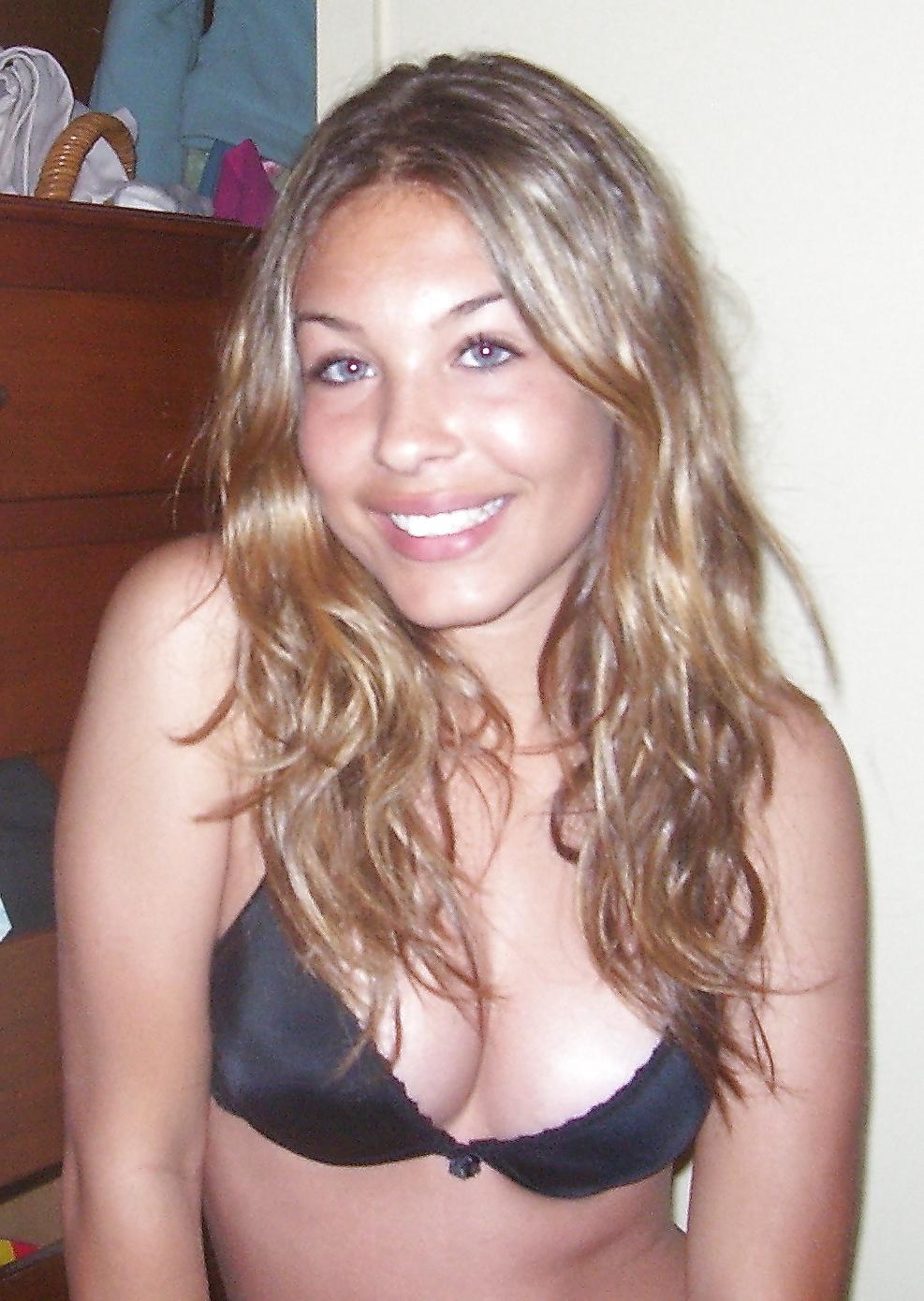 12P Self shot - Amateur girl #7