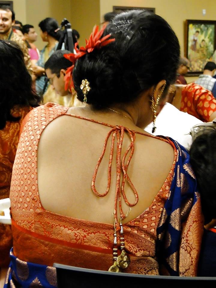 21P Hot desi moms
