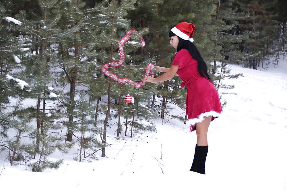 8P Happy Holidays