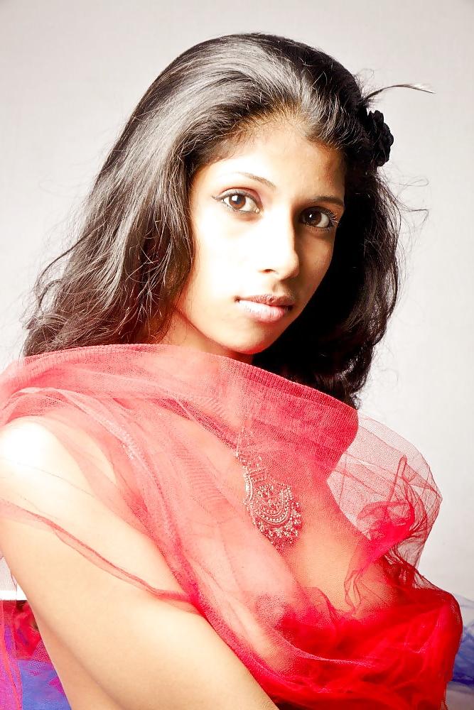 25P Unseen desi indian hot sexy girls..new yr gift friends