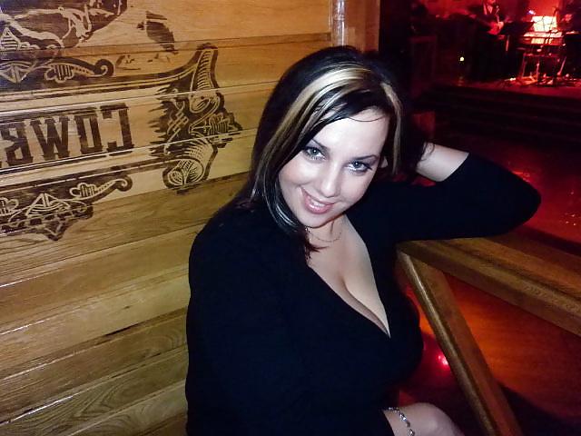 17P Busty Russian Woman 2046