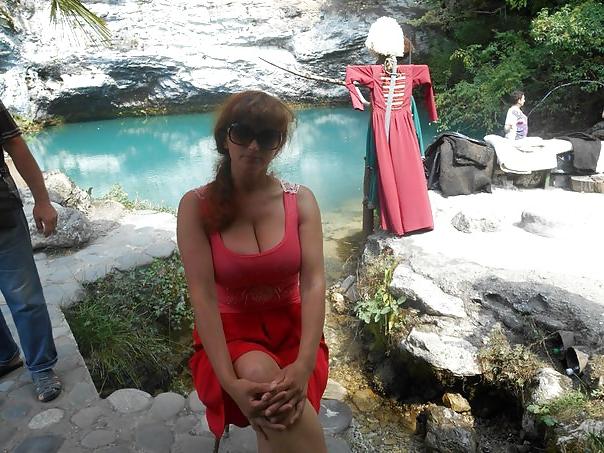 9P Busty Russian Woman 2062