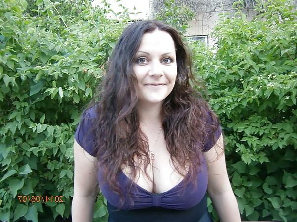 9P Busty Russian Woman 2060