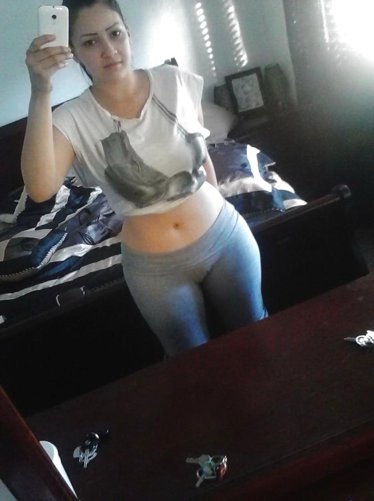25P Self shot - Amateur girl #32