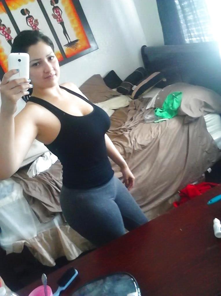 25P Self shot - Amateur girl #32
