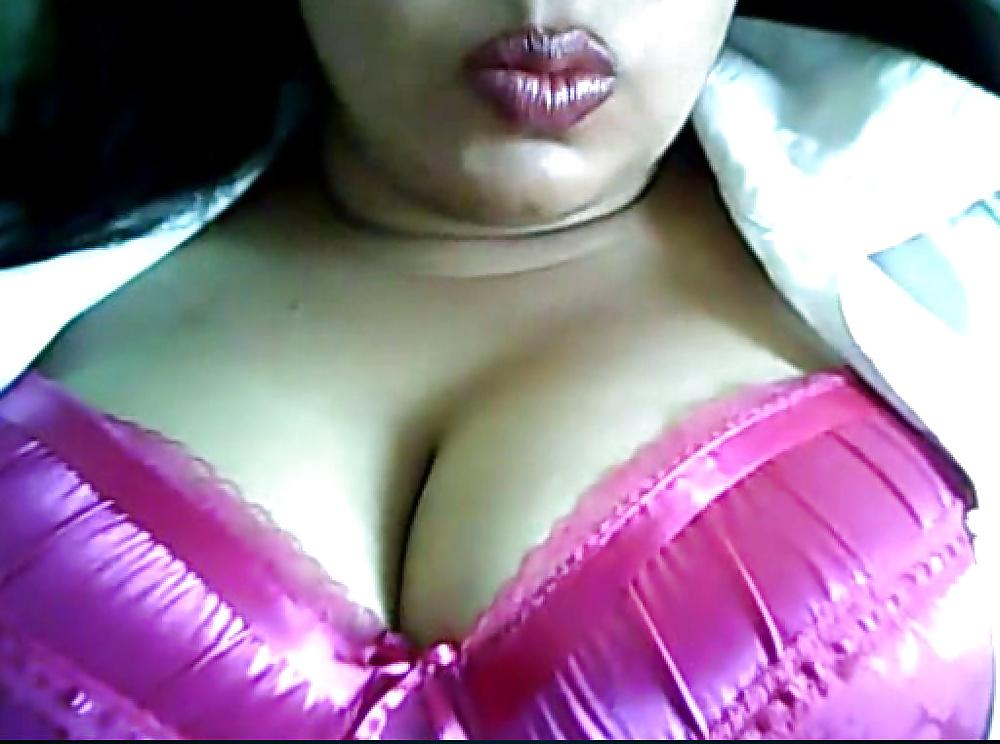 9P Desi indian webcam mature
