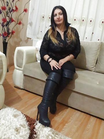 15P Busty Russian Woman 2065