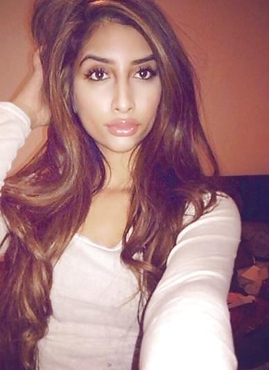 25P DESI SLUTS PLEASE COMMENT DIRTY AND DEGRADE  xxx