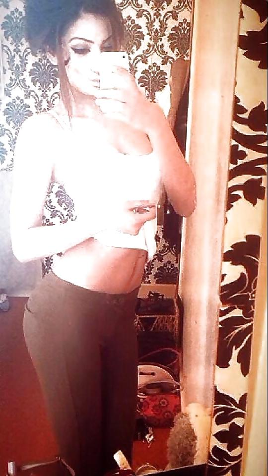 25P DESI SLUTS PLEASE COMMENT DIRTY AND DEGRADE  xxx