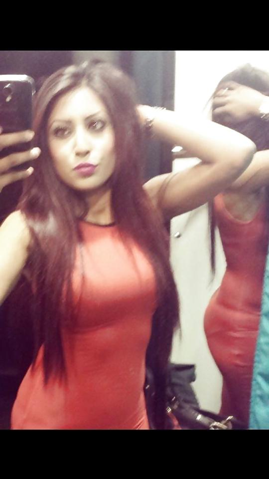 25P DESI SLUTS PLEASE COMMENT DIRTY AND DEGRADE  xxx
