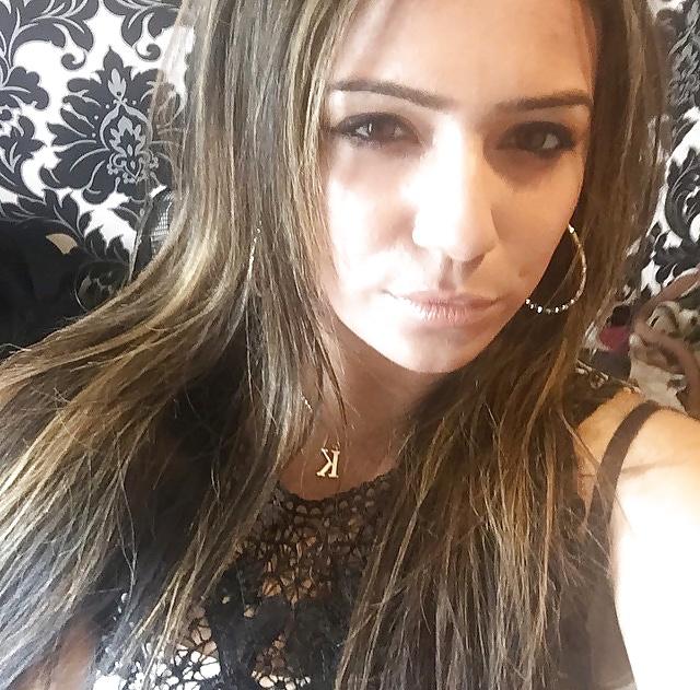 25P DESI SLUTS PLEASE COMMENT DIRTY AND DEGRADE  xxx