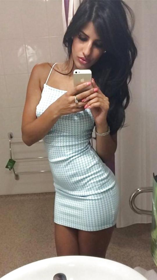 25P DESI SLUTS PLEASE COMMENT DIRTY AND DEGRADE  xxx